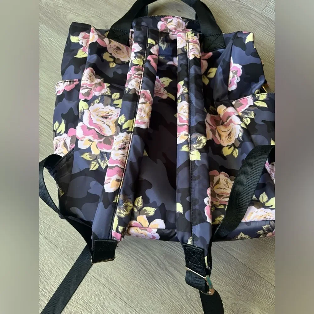 NWOT Claire’s Icing Floral back to school Backpack